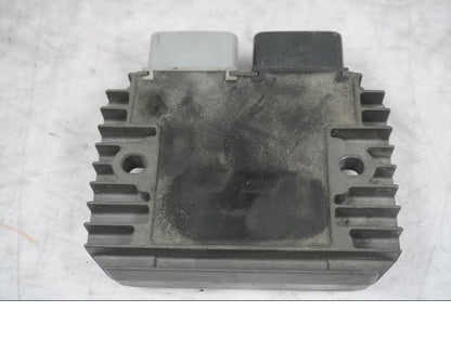 Vänster sida på Likriktare från en Kawasaki ZX-10R -2008 motorcykel.