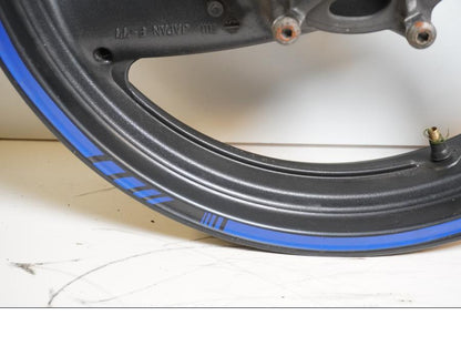 Extrabild4 på Fälg från en Yamaha YZF 600 R -1997 motorcykel.