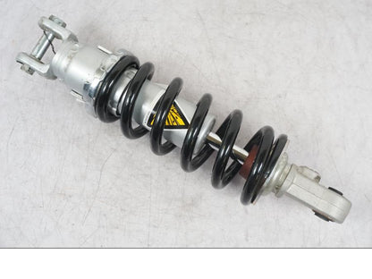 Framsidan på Stötdämpare från en Yamaha MT-09 -2016 motorcykel.