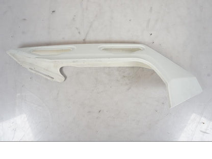 Vänster sida på Bakvinge från en KTM 1290 Super Duke -2019 motorcykel.