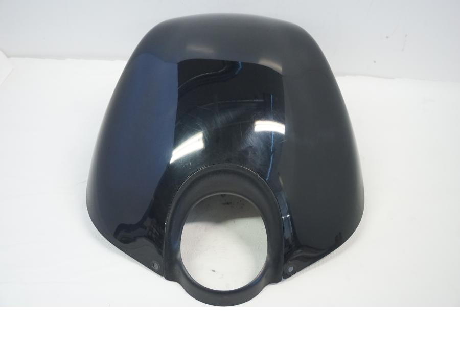 Vänster sida på Bensintankskåpa från en Buell XB9S -2003 motorcykel.