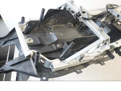 Baksidan på Bakram från en Aprilia RSV 1000 -2008 motorcykel.