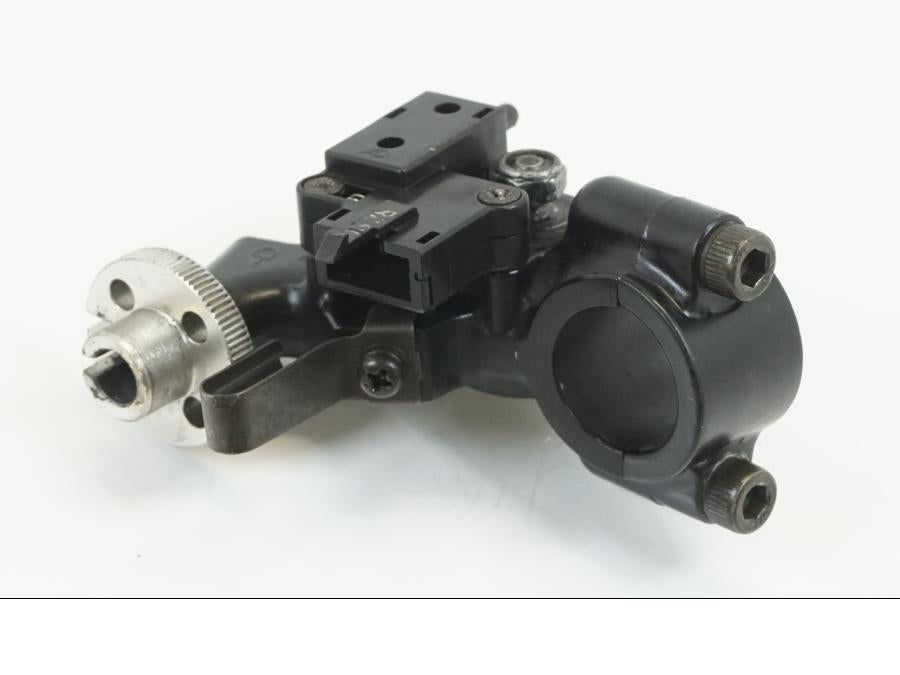 Snett uppifrån på Kopplingsklo från en Kawasaki ZX-12R -2000 motorcykel.