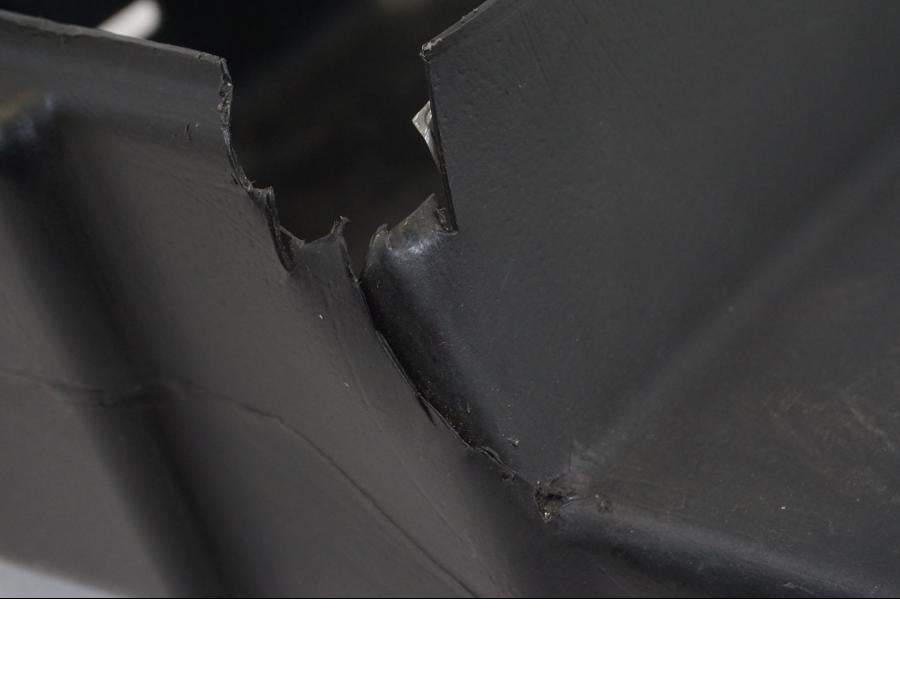 Extrabild1 på Verktygslåda från en Kawasaki ZX-12R -2000 motorcykel.