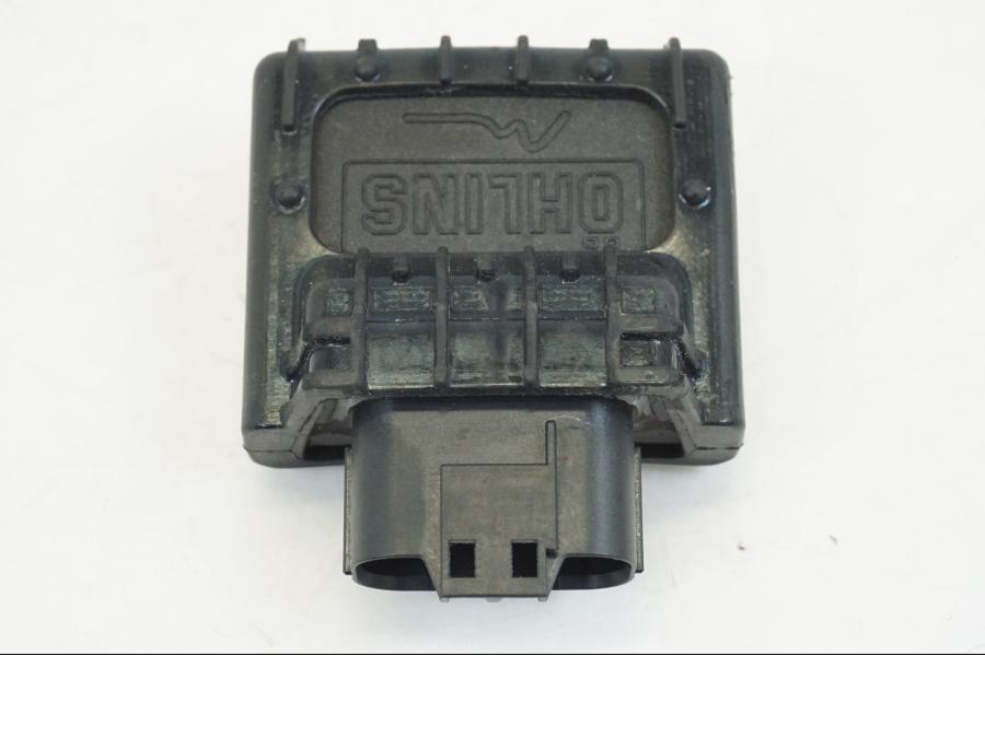 Höger sida på ESA Control Unit från en Ducati Streetfighter V4 -2020 motorcykel.