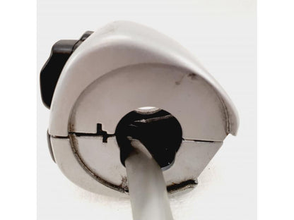 Höger sida på Styrelreglage från en H-D V-Rod 1130 -2005 motorcykel.