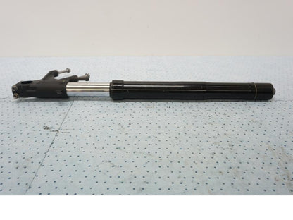 Baksidan på Gaffelben från en Honda CBR 1000 RR -2011 motorcykel.