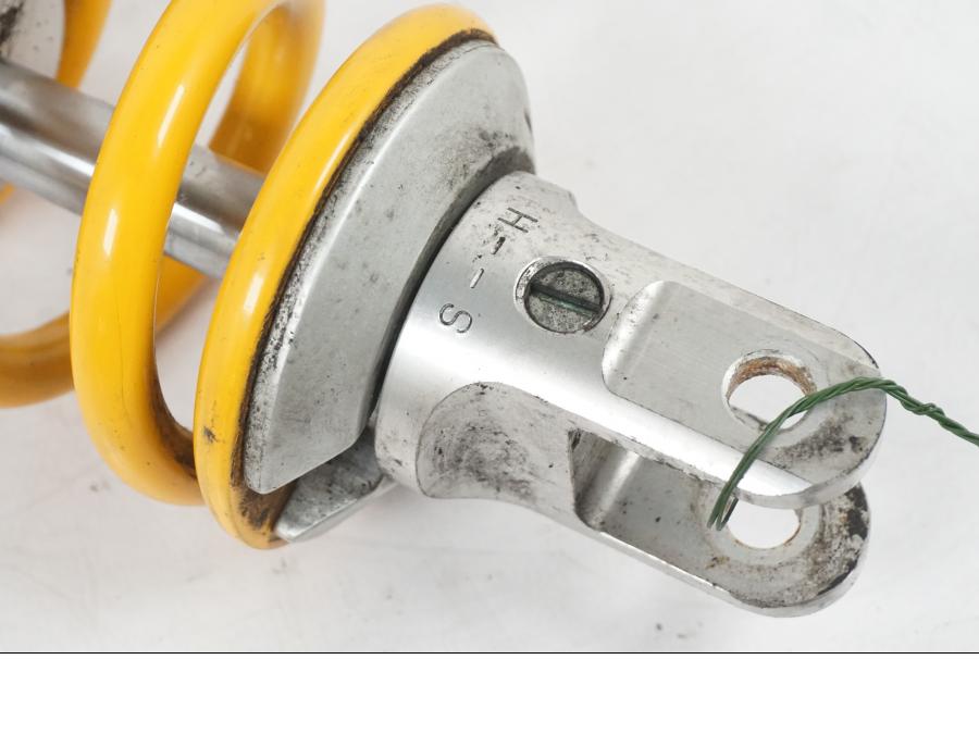 Baksidan på Stötdämpare från en MV Agusta Dragster -2014 motorcykel.