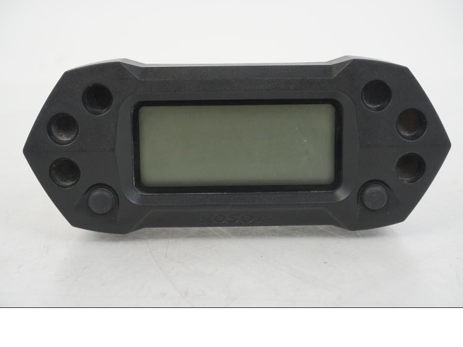 Framsidan på Instrumentpanel från en AJP PR7 -2021 motorcykel.