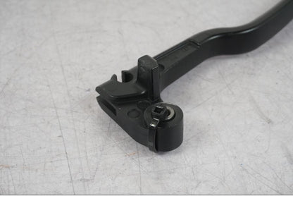 Vänster sida på Kopplingsgrepp från en Yamaha MT-09 SP -2018 motorcykel.