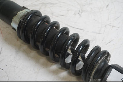 Höger sida på Stötdämpare från en Kawasaki Ninja 300 -2014 motorcykel.