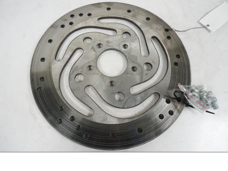 Extrabild3 på Bromsskiva från en H-D Softail FXCW Rocker -2008 motorcykel.