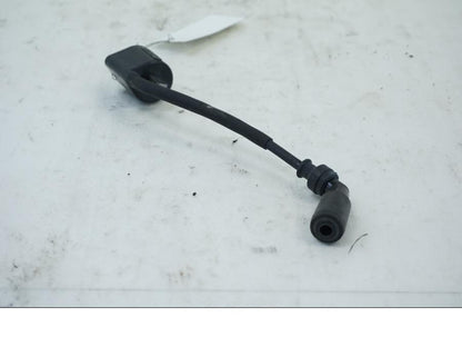 Höger sida på Tändspole från en Suzuki DL 1000 -2016 motorcykel.