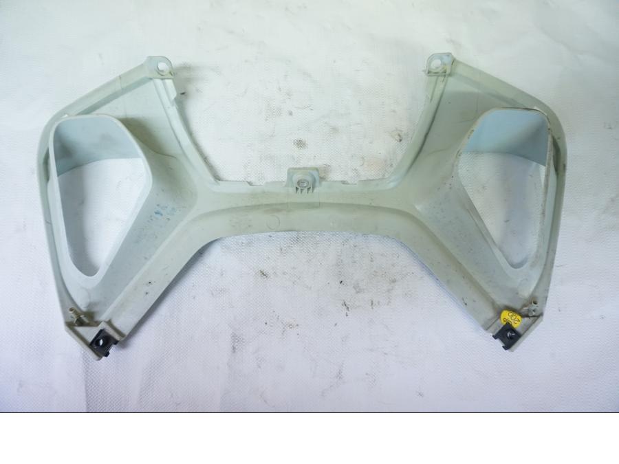 Höger sida på Bakvinge från en Ducati 899 Panigale -2015 motorcykel.