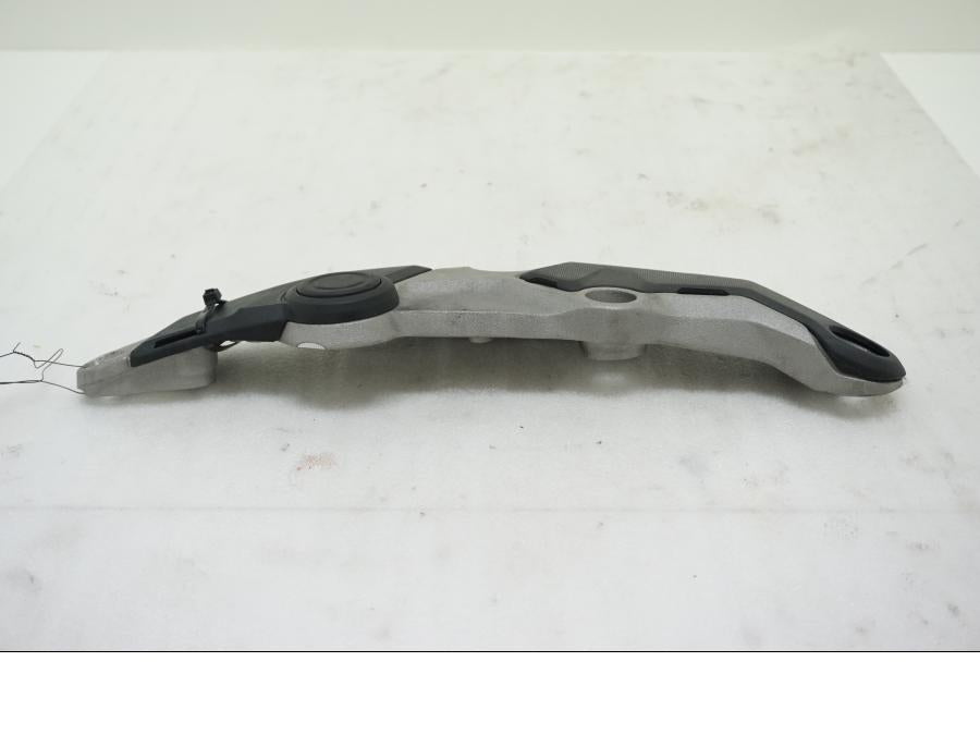 Framsidan på Ramdel från en Ducati Multistrada 1158 V4 -2021 motorcykel.