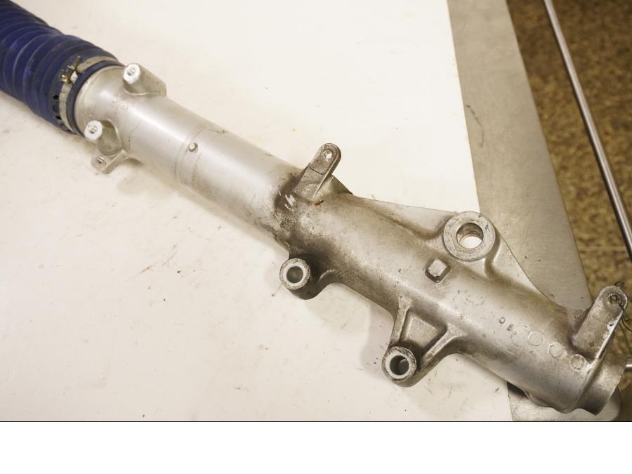 Snett uppifrån på Gaffelben från en Yamaha XTZ 750 -1993 motorcykel.