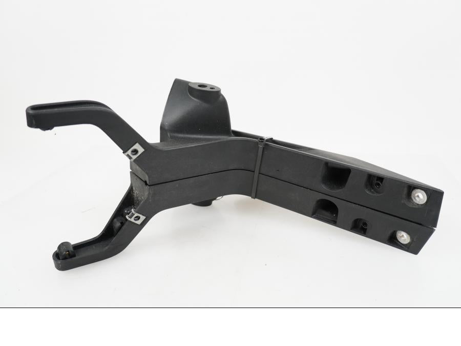 Snett uppifrån på Baklampfäste från en KTM 790 Duke -2018 motorcykel.