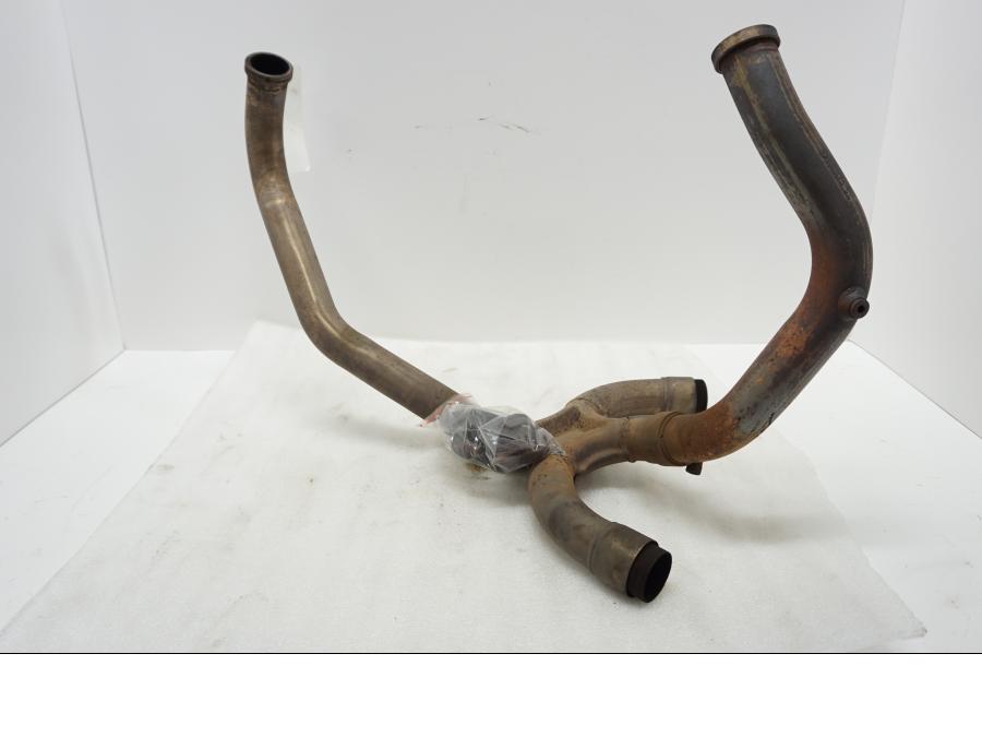 Framsidan på Grenrör från en Ducati Monster 900 -1998 motorcykel.