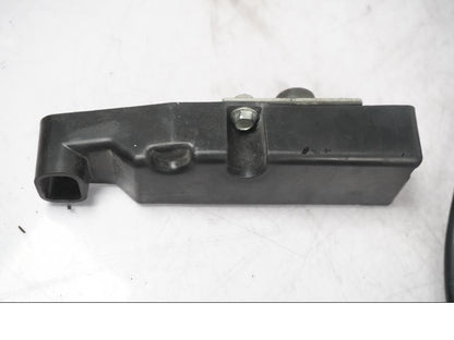 Snett nerifrån på Låssats från en Kawasaki ZX-10R -2008 motorcykel.