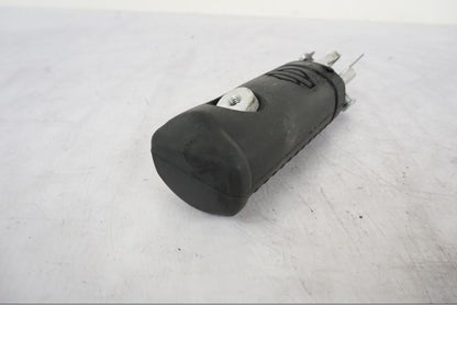 Vänster sida på Fotpinne från en H-D Softail Sport Glide FLSB -2022 motorcykel.