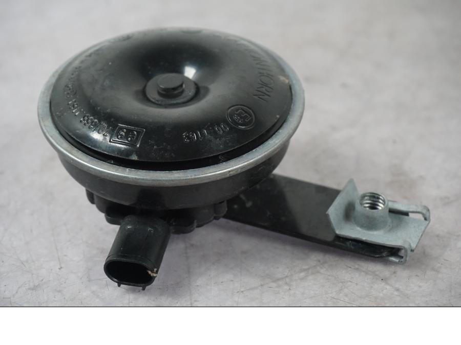 Baksidan på Signalhorn / Tuta från en BMW K 1600 GTL -2015 motorcykel.