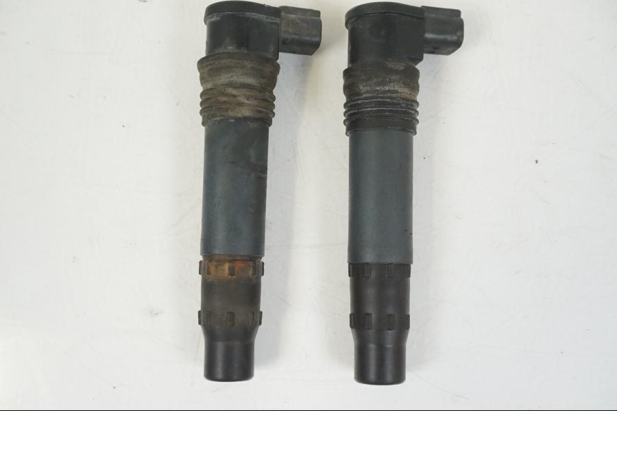 Framsidan på Tändspole från en KTM 990 SM -2009 motorcykel.