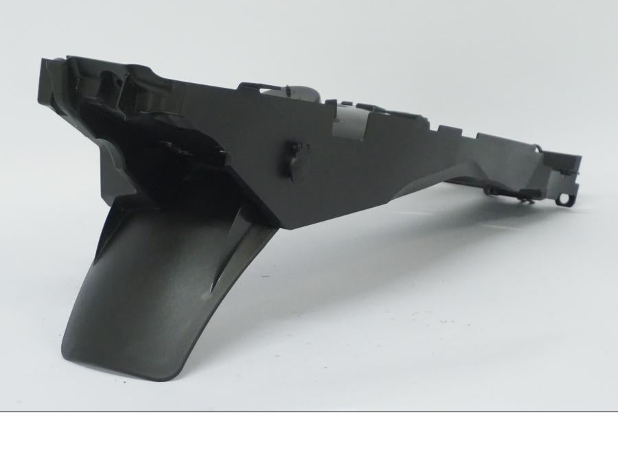 Baksidan på Undertail från en BMW R 1250 GS -2022 motorcykel.