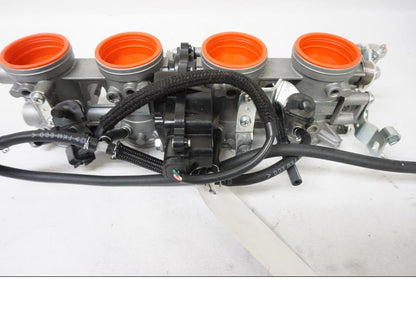 Baksidan på Spjällhus från en Kawasaki Z 900 -2020 motorcykel.