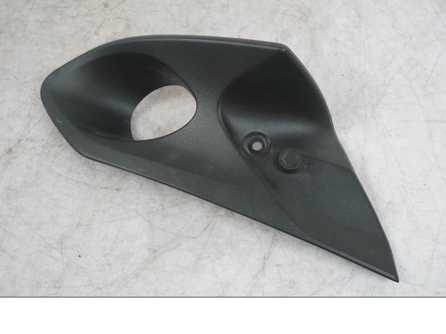 Framsidan på Luftintag från en BMW K 1600 GTL -2015 motorcykel.