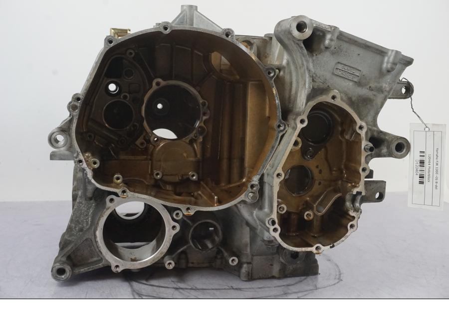 Extrabild4 på Motorblock från en Yamaha FJR 1300 -2005 motorcykel.