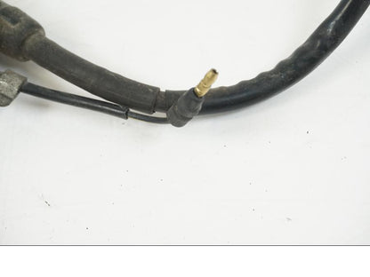 Snett nerifrån på Tändspole från en Honda CBR 125 R -2006 motorcykel.