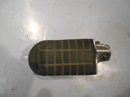 Framsidan på Fotpinne från en Honda GL 1800 -2001 motorcykel.