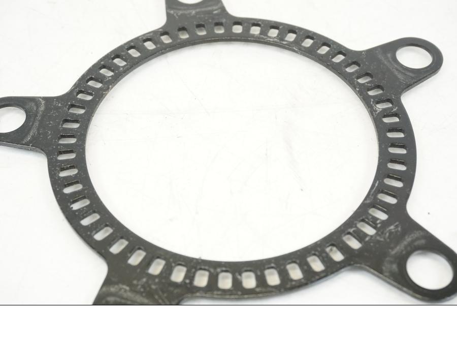 Baksidan på ABS krans från en Honda CBR 650 R -2019 motorcykel.