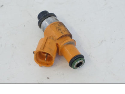 Höger sida på Spridare från en Honda SH 300 A -2011 scooter.