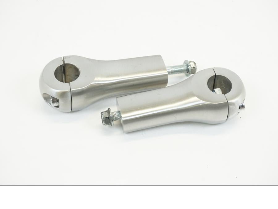 Baksidan på Styrfäste från en Triumph Speedmaster -2006 motorcykel.