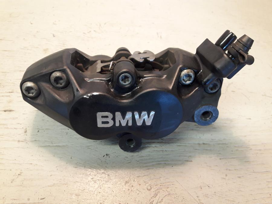 Framsidan på Bromsok från en BMW K 1200 S -2008 motorcykel.