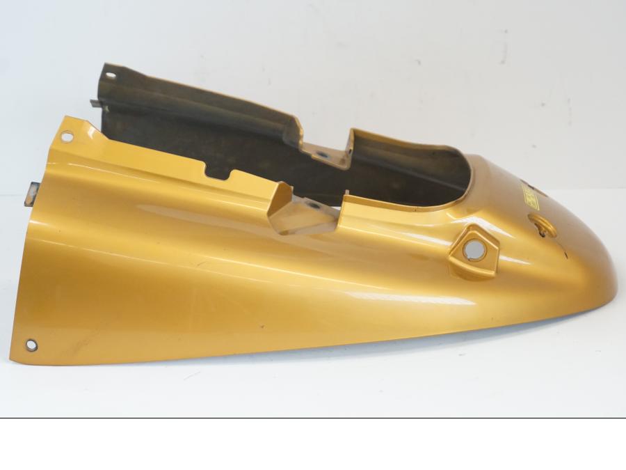 Snett uppifrån på Bakvinge från en Honda XL 1000 V -1999 motorcykel.