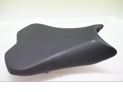 Baksidan på Sadel från en Kawasaki ZX-10R -2008 motorcykel.