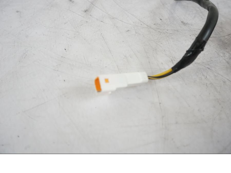 Snett nerifrån på Skyltbelysning från en KTM 1290 Super Duke -2019 motorcykel.