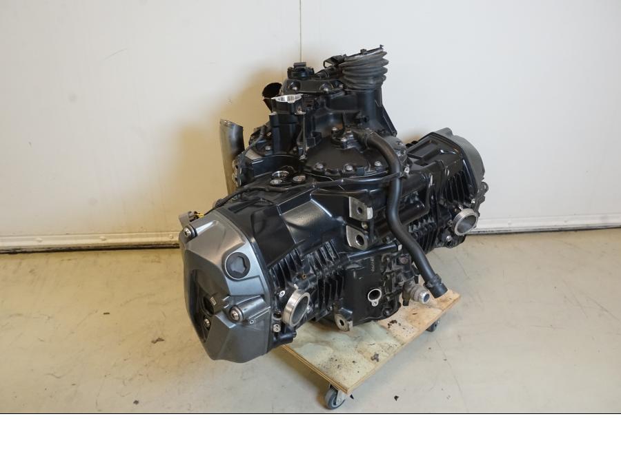 Framsidan på Motor från en BMW R 1250 GS -2019 motorcykel.