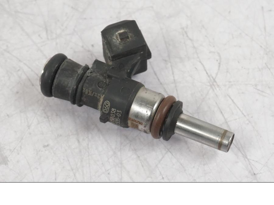 Höger sida på Spridare från en BMW R 1200 GS -2018 motorcykel.