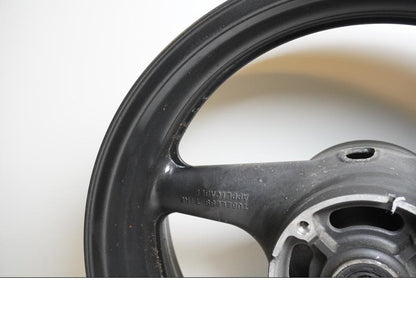 Extrabild6 på Fälg från en Honda CB 900 F Hornet -2002 motorcykel.