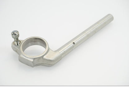 Höger sida på Styre från en Suzuki GSX-R 1100 -1993 motorcykel.