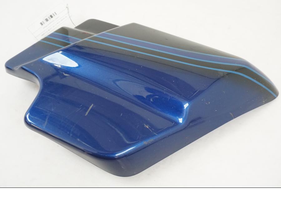 Baksidan på Sidopanel från en H-D Street Glide FLHX -2012 motorcykel.