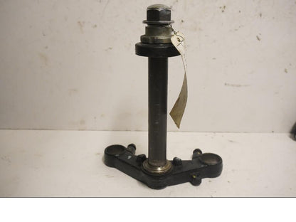 Framsidan på Gaffelkrona från en Honda CBF 125 -2010 motorcykel.