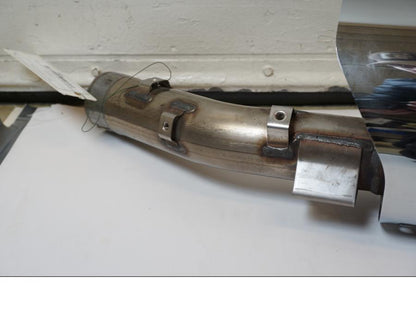 Snett uppifrån på Ljuddämpare från en BMW R 1200 GS -2007 motorcykel.