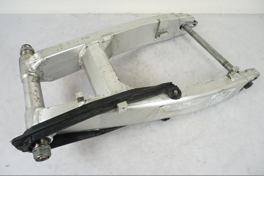 Framsidan på Sving från en Honda CBR 1100 XX -1999 motorcykel.