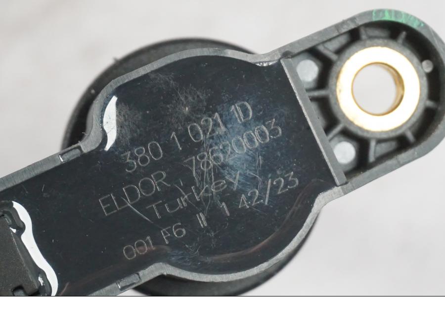 Extrabild1 på Tändspole från en Ducati Multistrada V4 -2024 motorcykel.