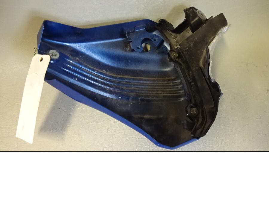 Baksidan på Sidopanel från en Yamaha XV 1900 -2007 motorcykel.