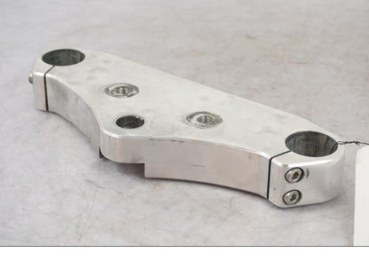 Vänster sida på Gaffelkrona från en Kawasaki VN 1500 -1996 motorcykel.